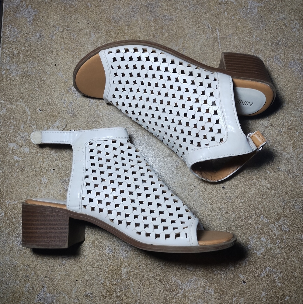 Nine West Girls White Open Toe Block Heel Sandals Size 2